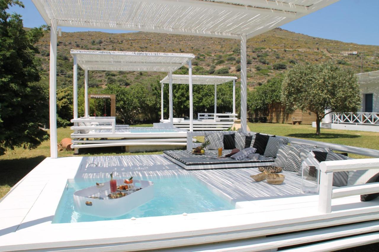 Ow Andros Luxury Suites Gavrio Exterior foto
